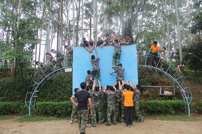 嘉俊陶瓷“团队致胜”拓展训练圆满收官