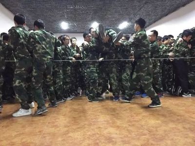 58HRG北京战区军事拓展授勋仪式回顾_军事_网