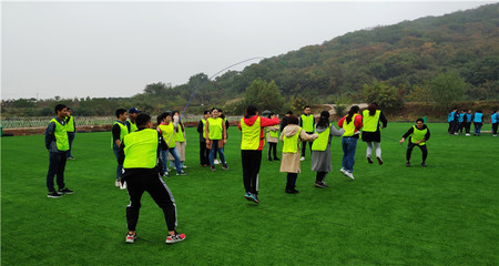 公司团建拓展项目--挑战160秒