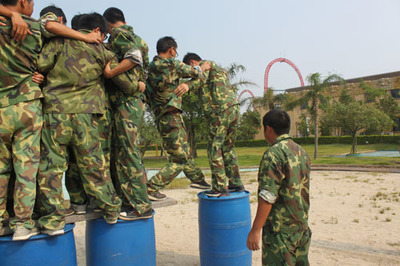 建星建筑第六批珠海海泉湾拓展训练