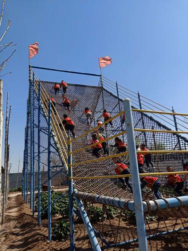 "沐浴阳光 拥抱快乐"智多星幼儿园拓展训练营开始啦