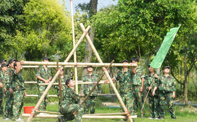 深圳攻防箭_一天团建拓展-深圳阿尔法拓展